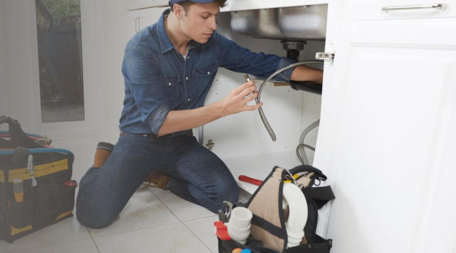 Professional Tankless Water Heater Installation in Southmayd, TX
